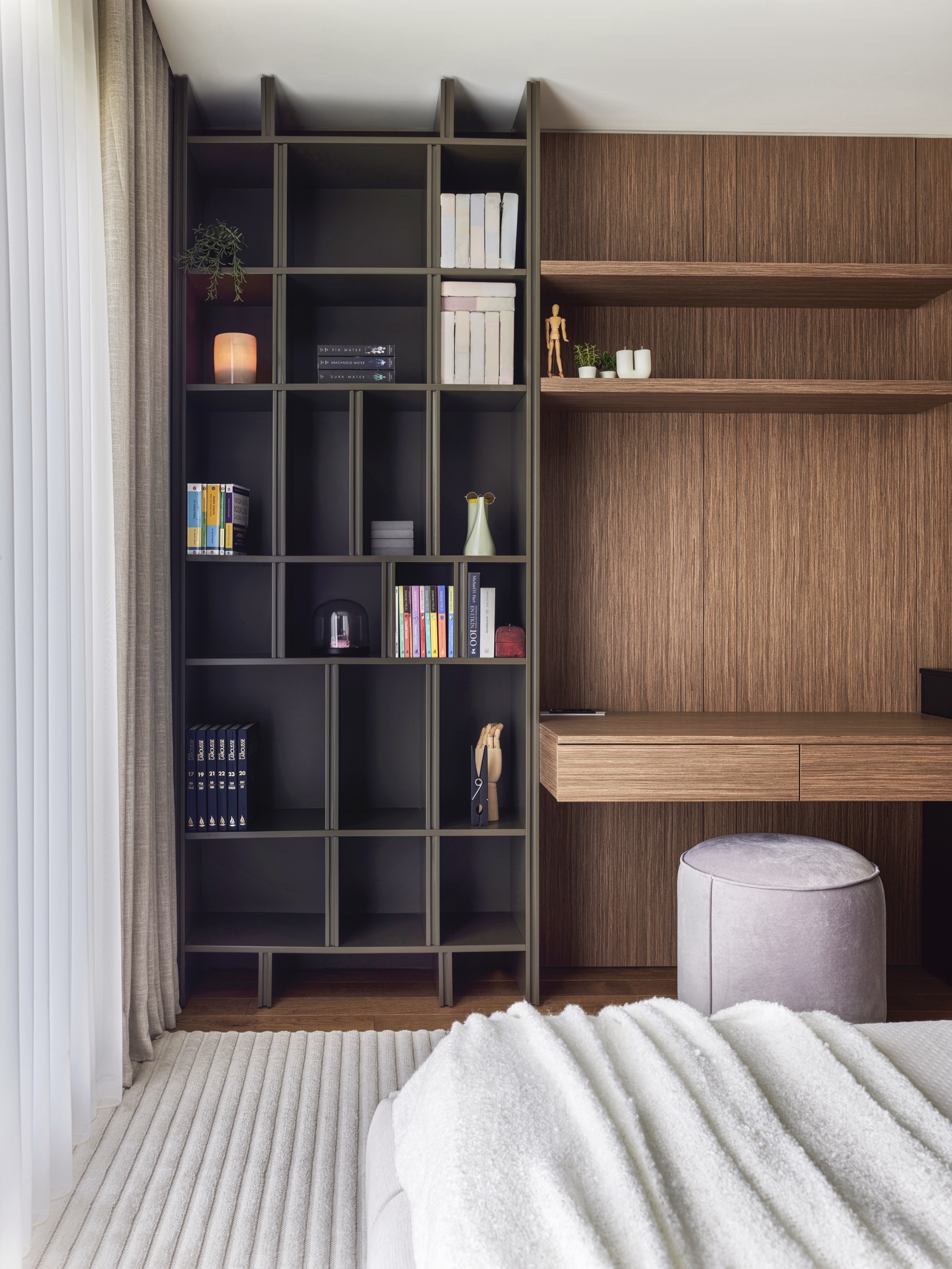 Ataköy — Yatak Odası Kitaplık